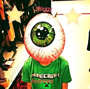 Meet your Posher, Biggy